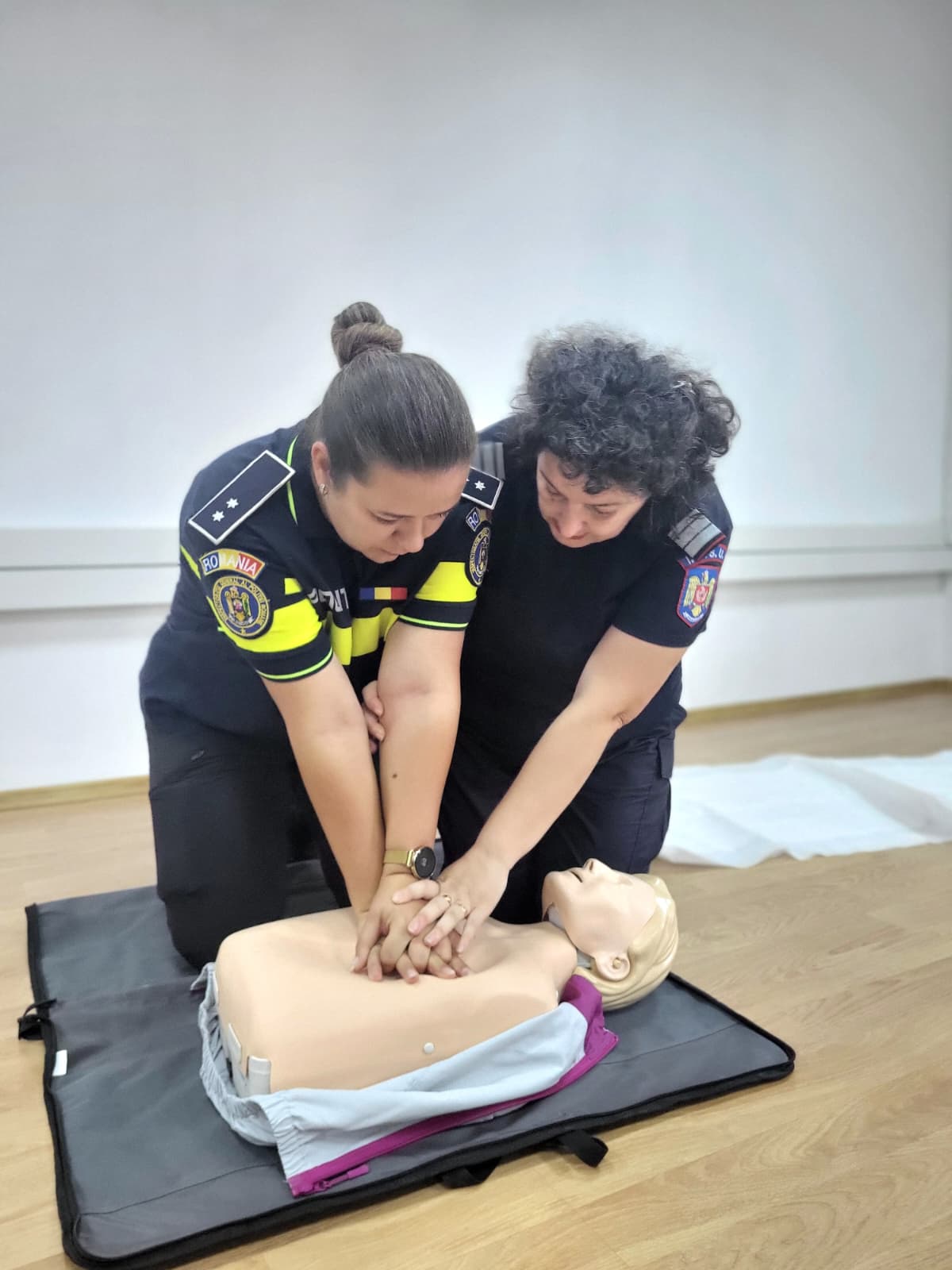 Continuă pregătirea personalului MAI în tehnici de prim ajutor