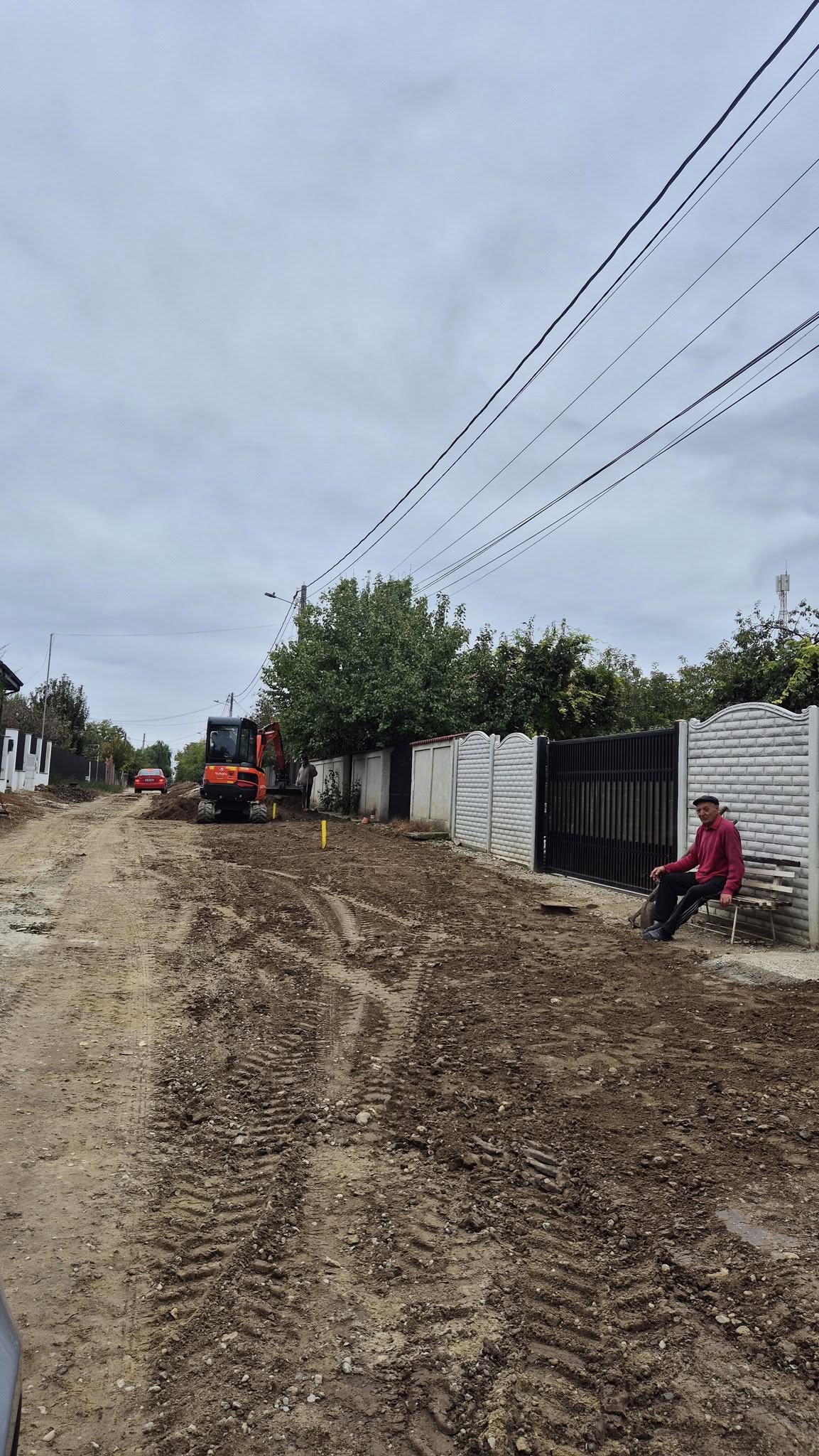 Au fost reluate lucrările pentru înființarea rețelei de distribuție a gazelor naturale pe raza comunei Frătești