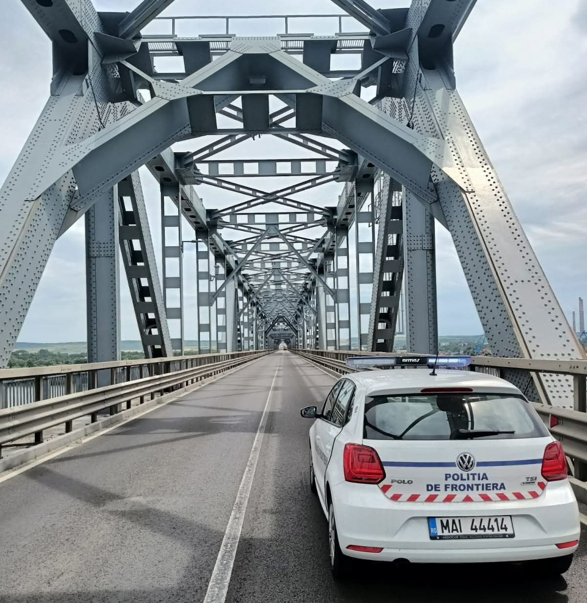 La data de 18 decembrie 2025 traficul pe Podul ”Prieteniei” Giurgiu – Ruse va fi restabilit în ambele sensuri, inclusiv pe tronsonul reparat al Podului.