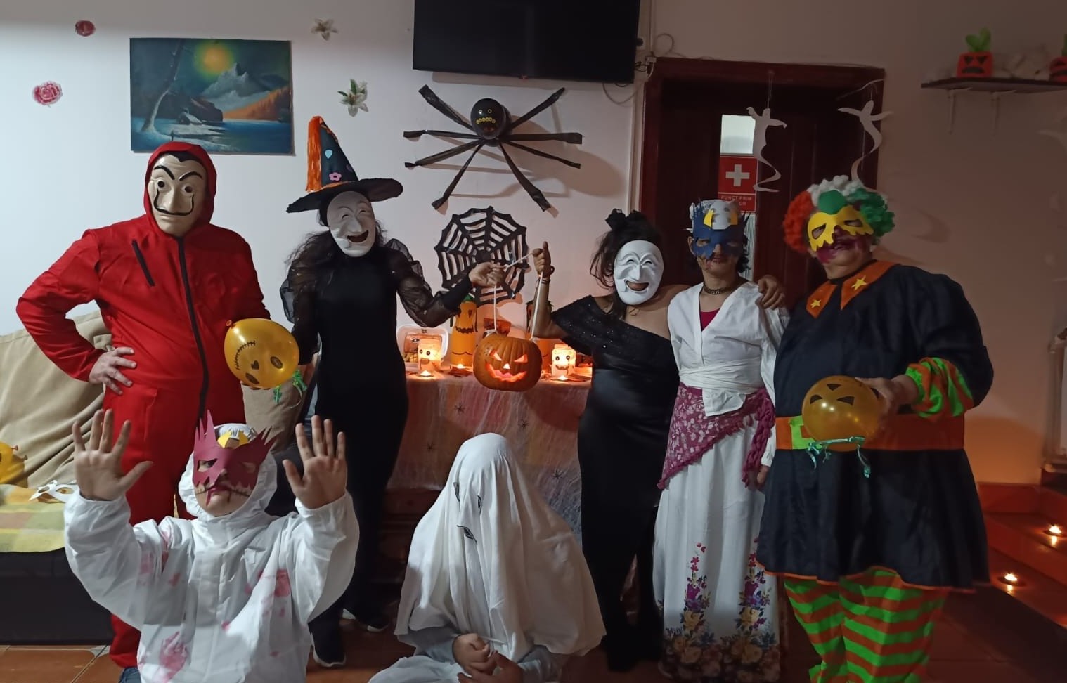 Beneficiarii Centrului pentru Viață Independentă PHARE din Giurgiu au sărbătorit Halloween-ul într-o atmosferă plină de culoare  și bucurie