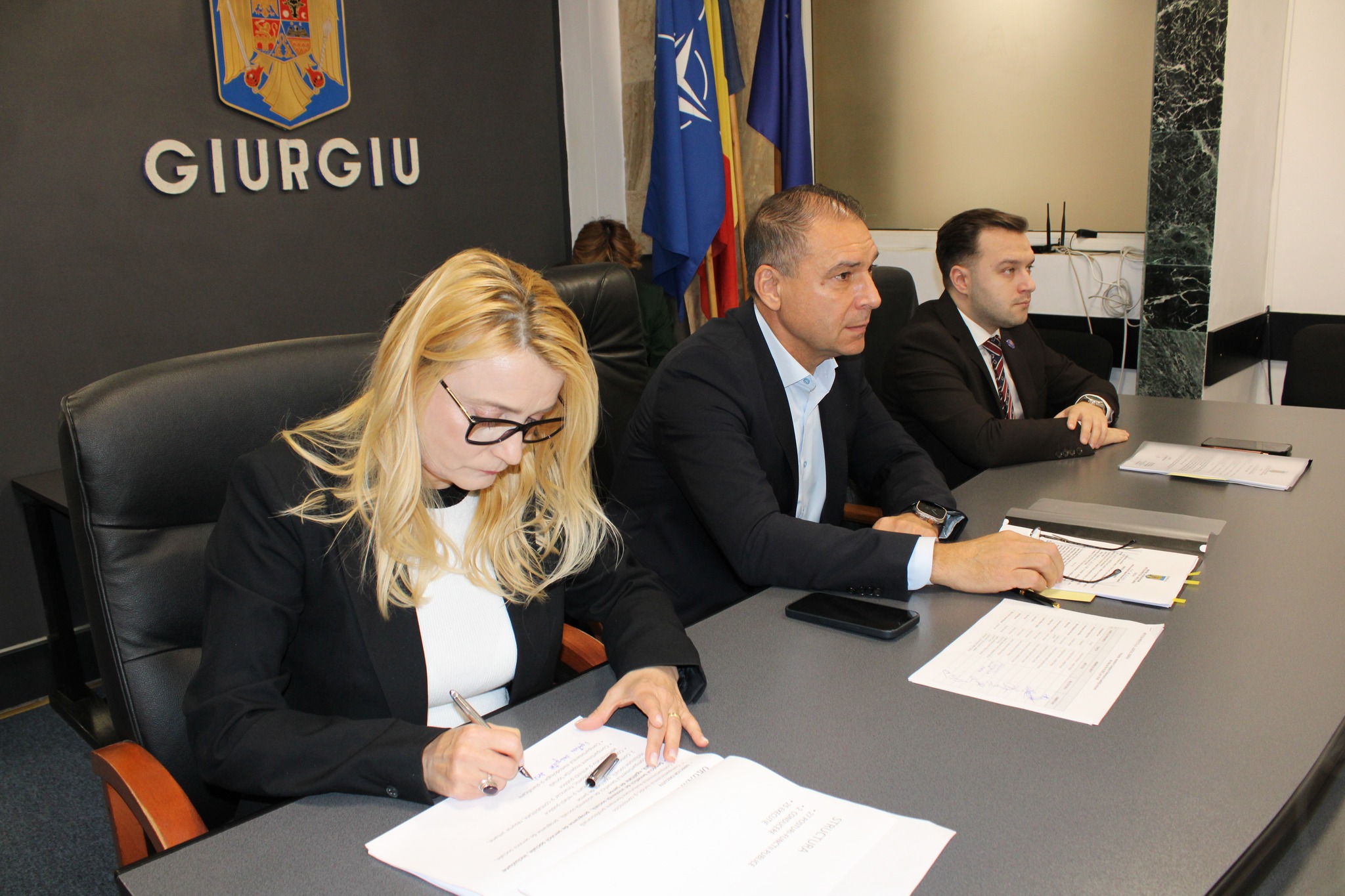 Joi, 30 octombrie 2025, s-a desfășurat cea mai recentă ședință de lucru a Colegiului Prefectural Giurgiu, ce a inclus două teme pe ordinea de zi.