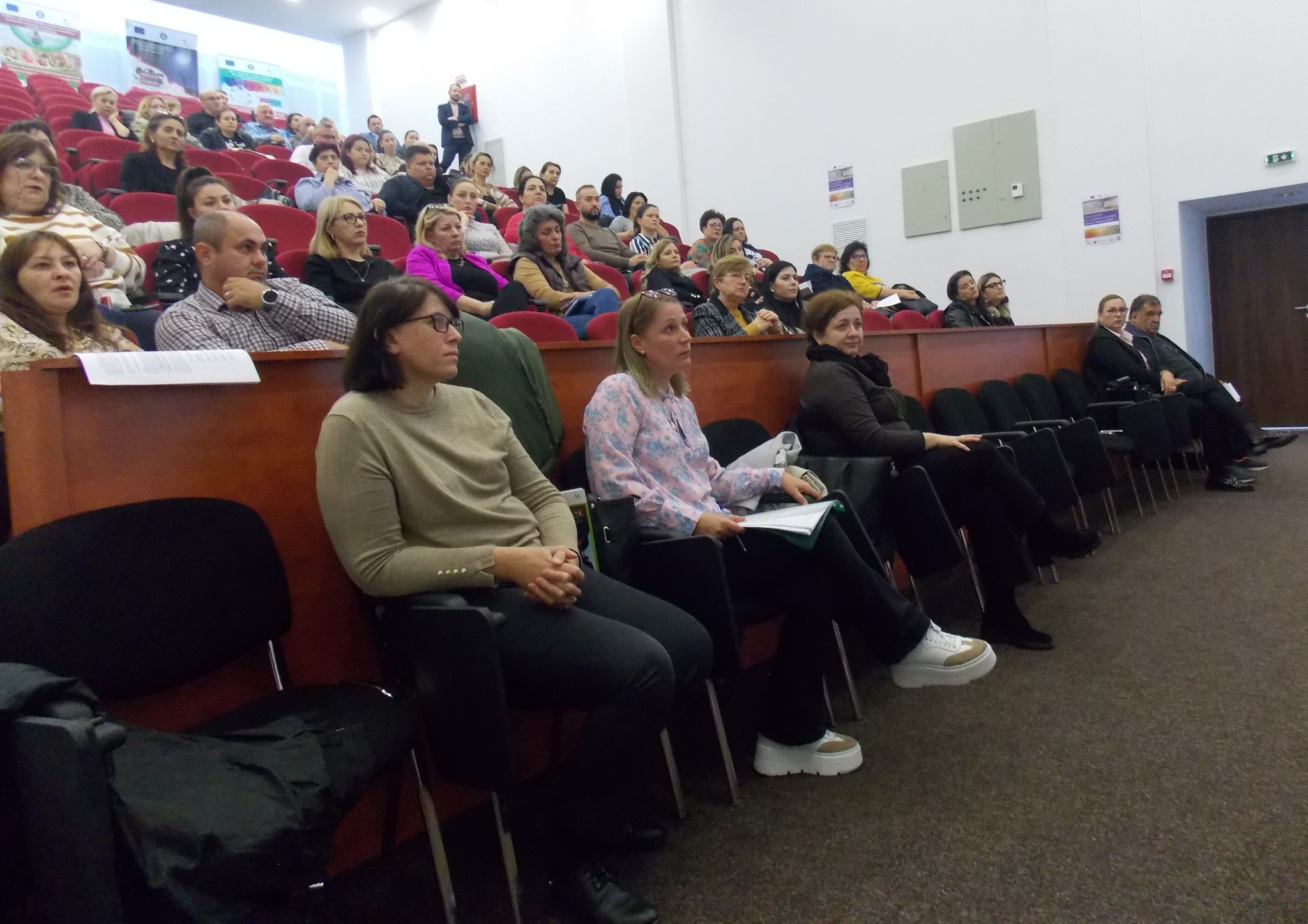 Întâlnire de lucru între reprezentanți ai Direcției Generale de Asistență Socială și Protecția Copilului Giurgiu și reprezentanți ai primăriilor din județ