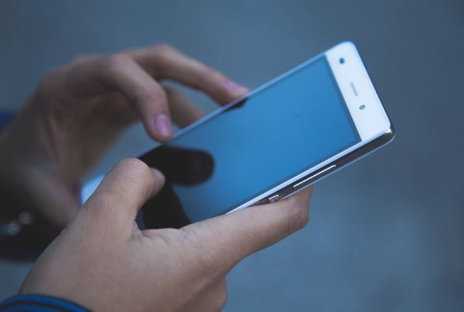 ATENȚIE LA TENTATIVELE DE FRAUDĂ PRIN METODE DE ÎNȘELĂCIUNE BANCARĂ