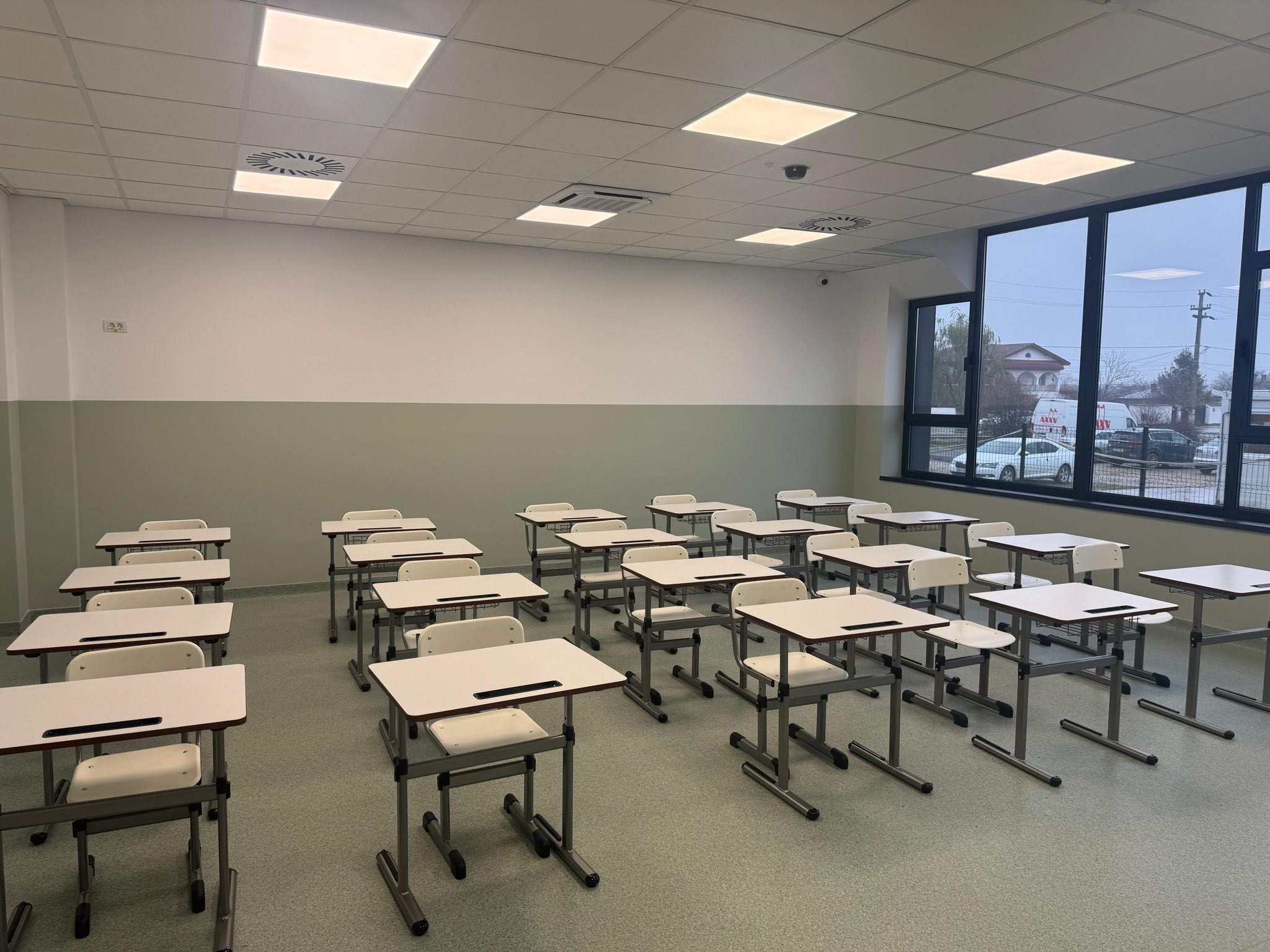 În loc de ghirlande, am ales… viitorul copiilor!