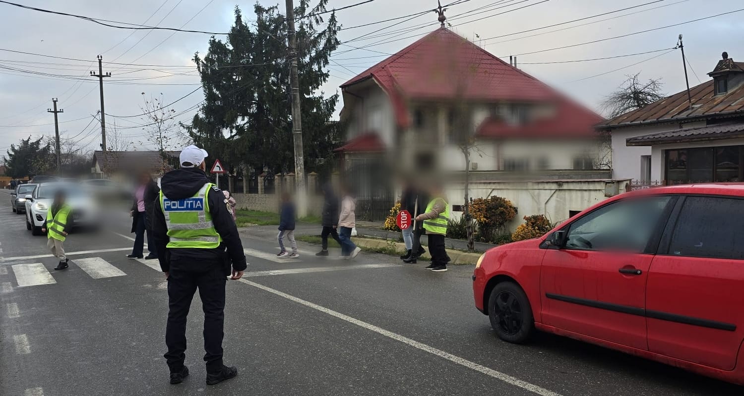 PATRULA ŞCOLARĂ PENTRU SIGURANŢA ELEVILOR, ÎN ORAȘUL MIHĂILEȘTI