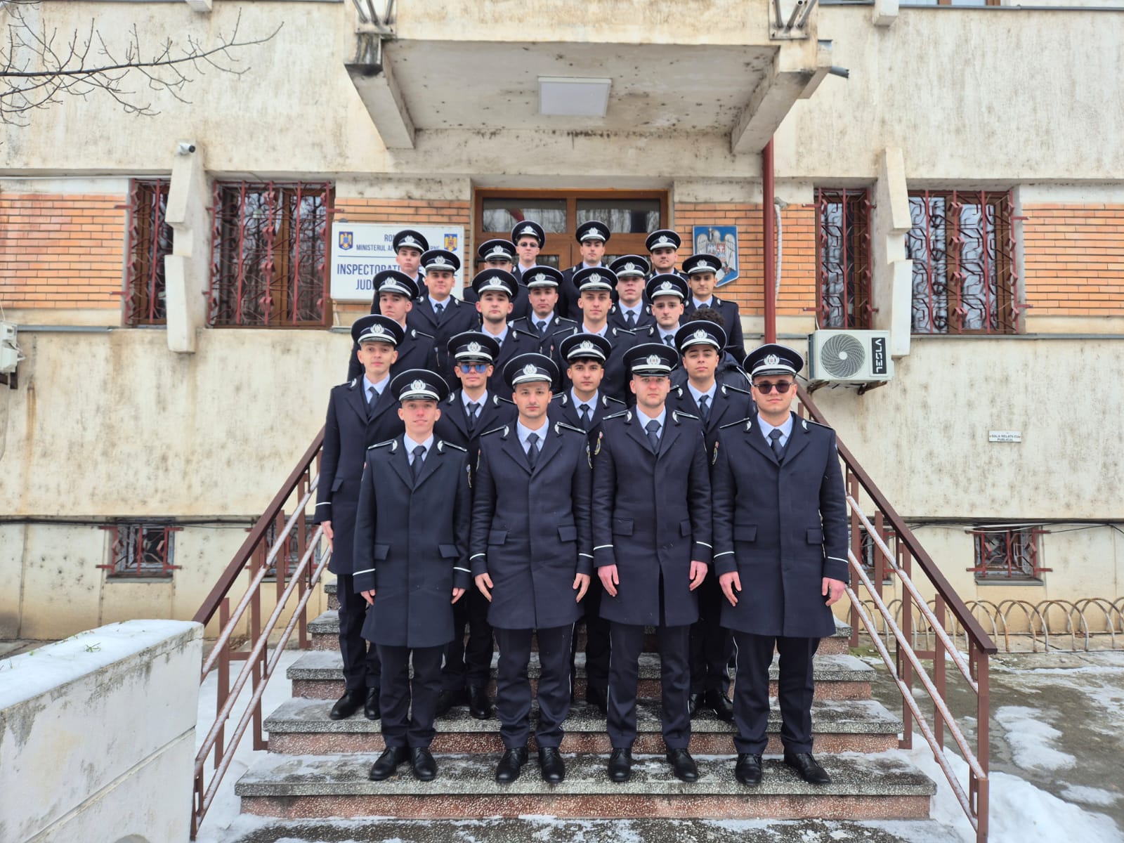 O NOUĂ PROMOŢIE DE AGENȚI DE POLIȚIE