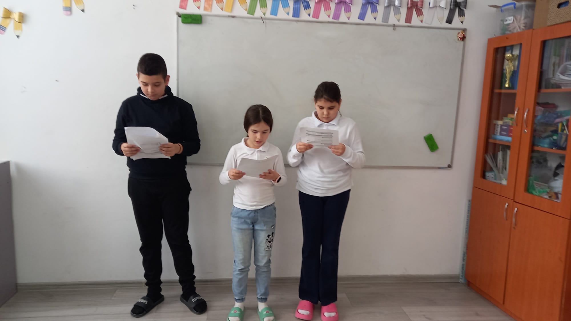 Un portret și o invitație la lectură