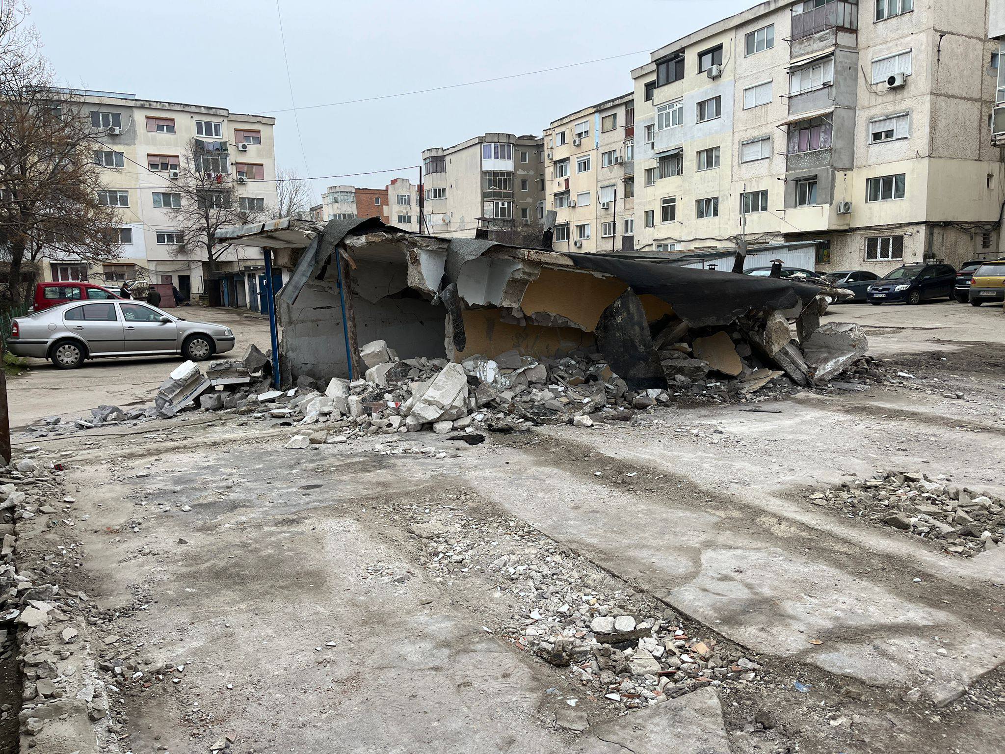 Deținătoriii de garaje din municipiul Giurgiu au început lucrările de demolare!